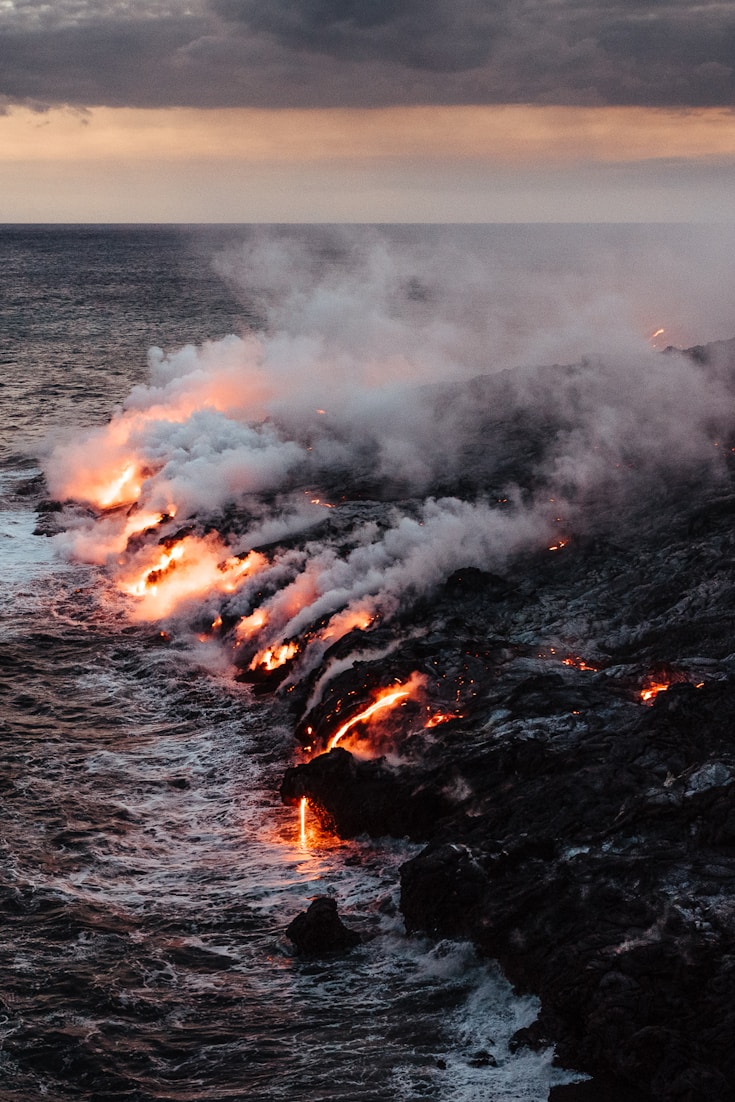 Big Island with Kids: Volcanoes, Waterfalls, and Black Sand Beaches - Pin this guide