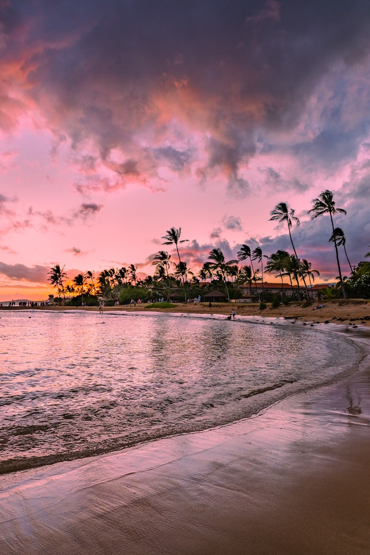 What Living in Hawaii Is Really Like: An Honest Guide - Pin this guide