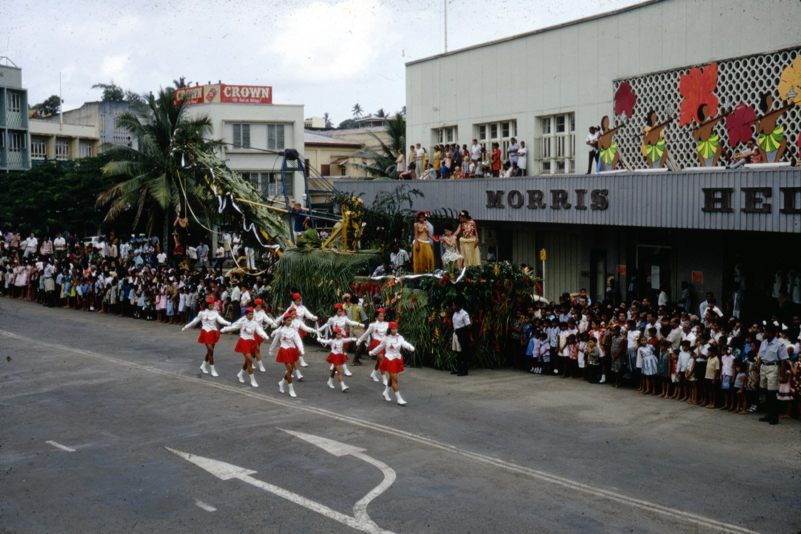Aloha Festivals Floral Parade: Fall's Best Family Pageantry on Oahu